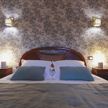 Auberge Du Cheval Blanc - Teritoria Selles-Saint-Denis Eksteriør billede