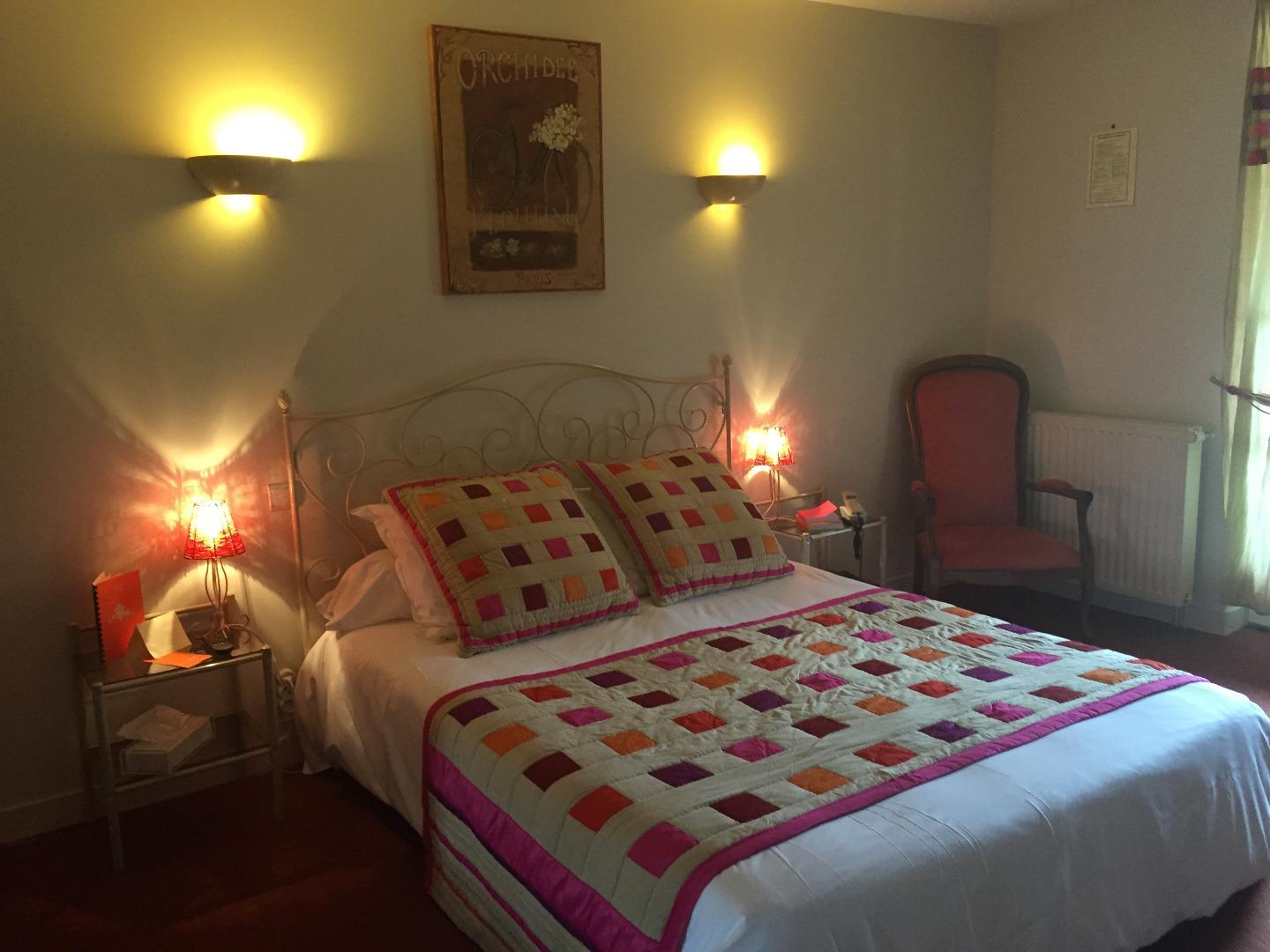 Auberge Du Cheval Blanc - Teritoria Selles-Saint-Denis Eksteriør billede