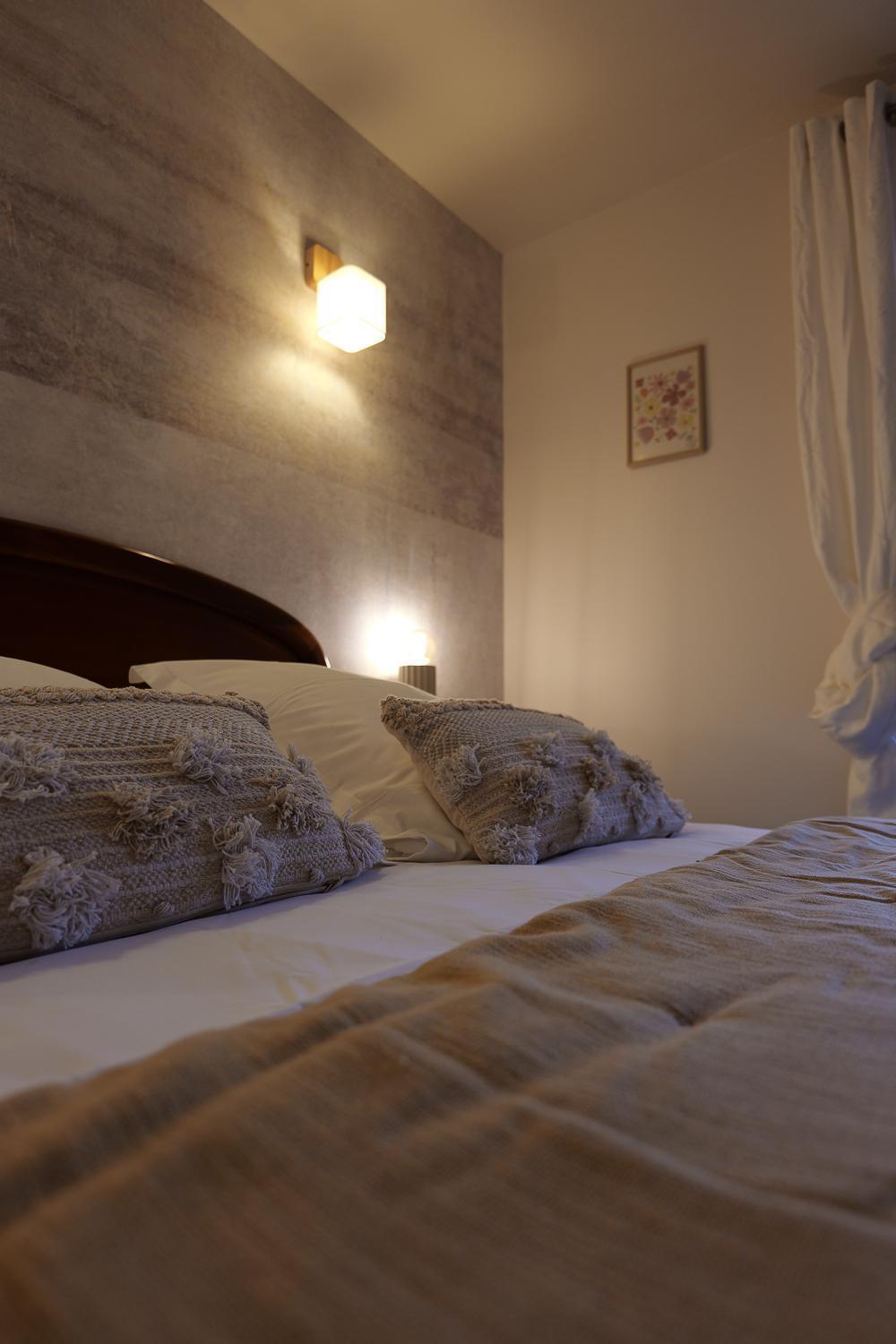 Auberge Du Cheval Blanc - Teritoria Selles-Saint-Denis Eksteriør billede