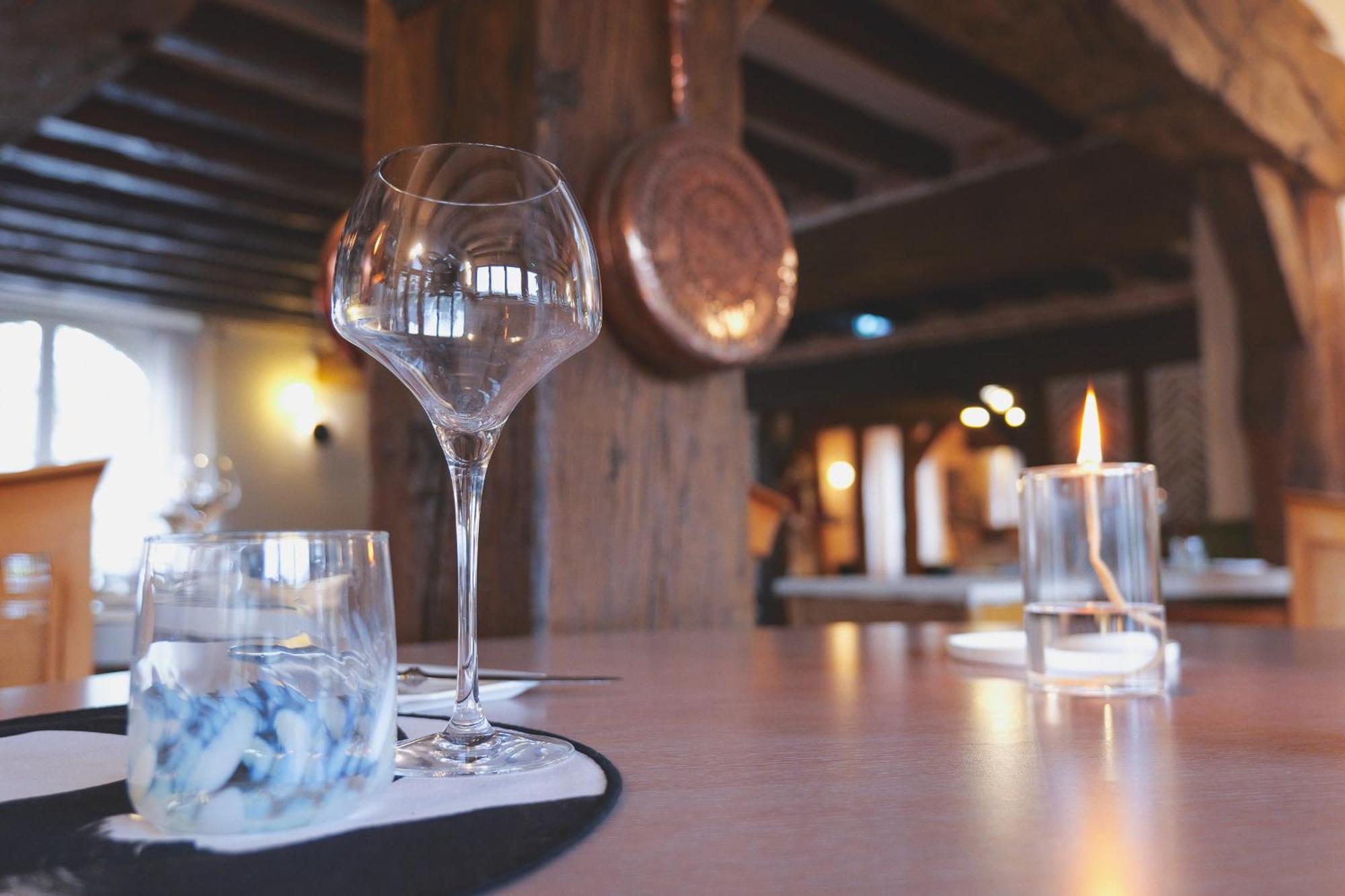 Auberge Du Cheval Blanc - Teritoria Selles-Saint-Denis Eksteriør billede