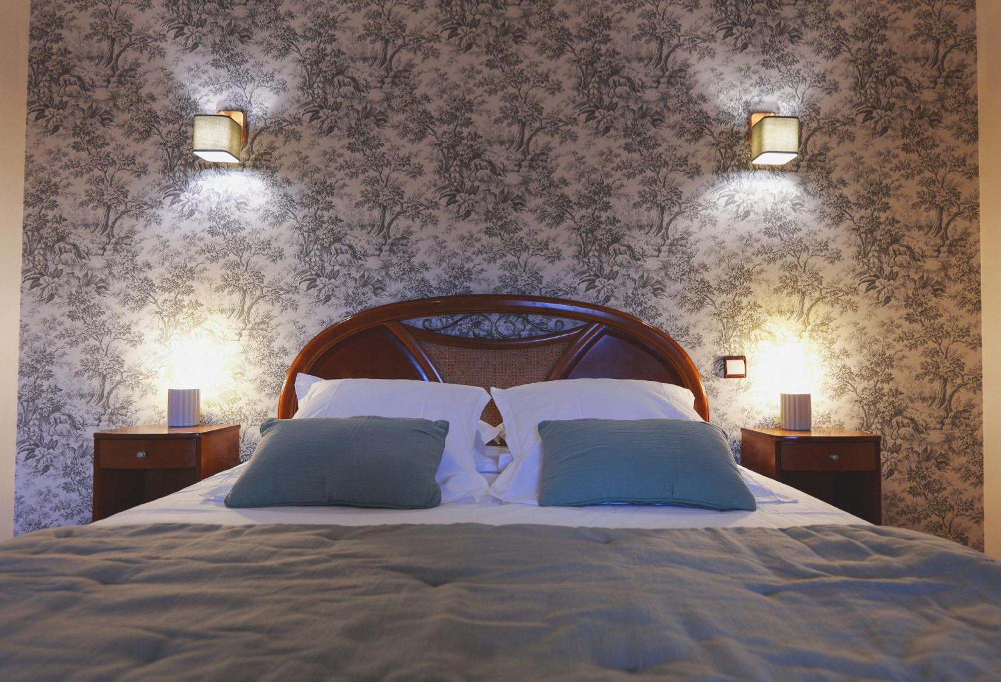 Auberge Du Cheval Blanc - Teritoria Selles-Saint-Denis Eksteriør billede